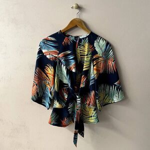 Love Encounter Navy Tropical Leaf Print Tie Front Blouse Size M EUC